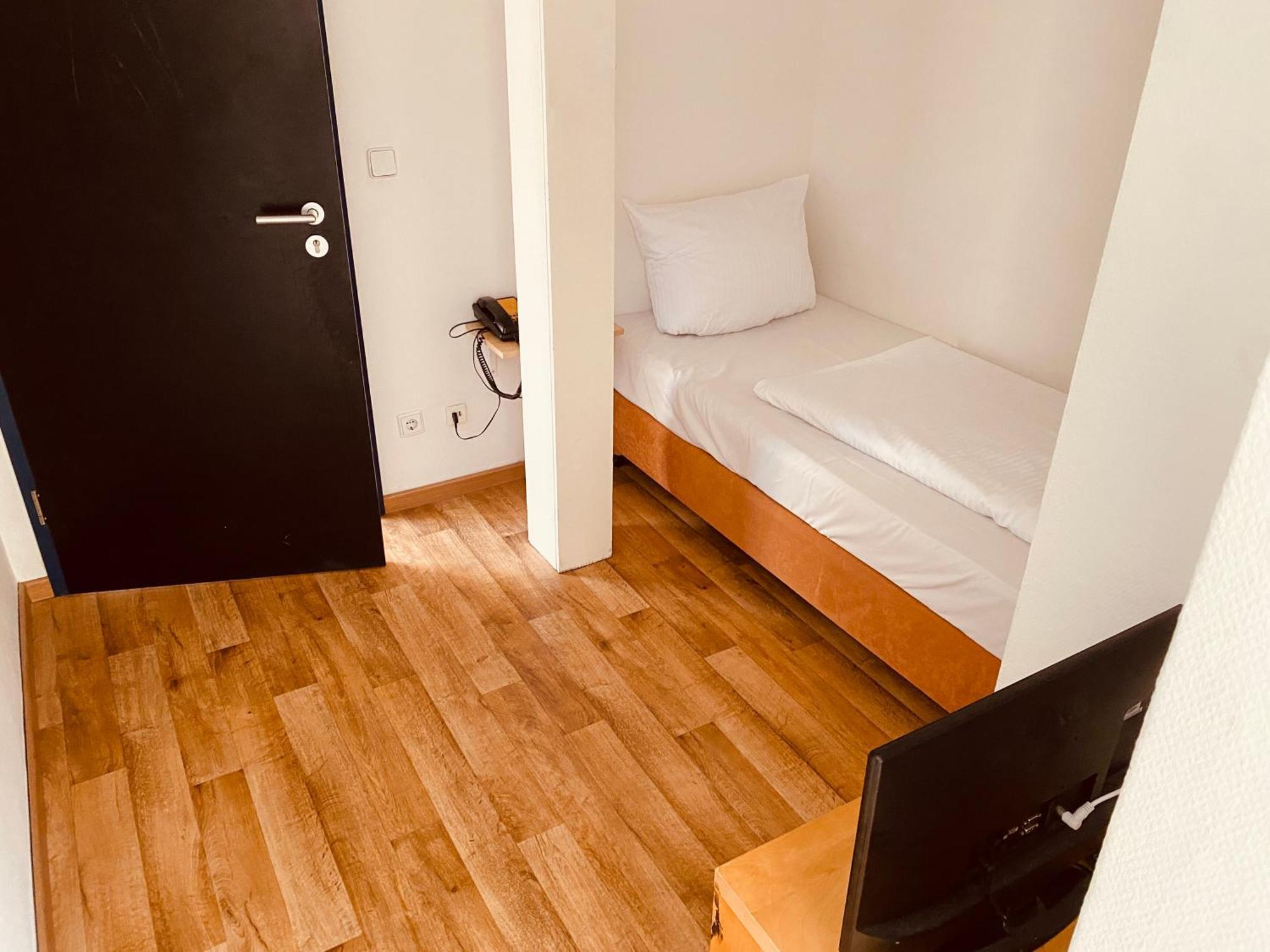 Stay Inn Central Station Francfort-sur-le-Main Extérieur photo