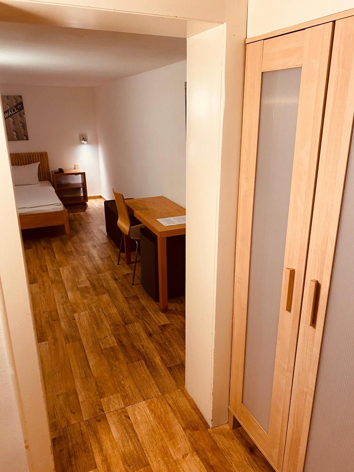 Stay Inn Central Station Francfort-sur-le-Main Chambre photo